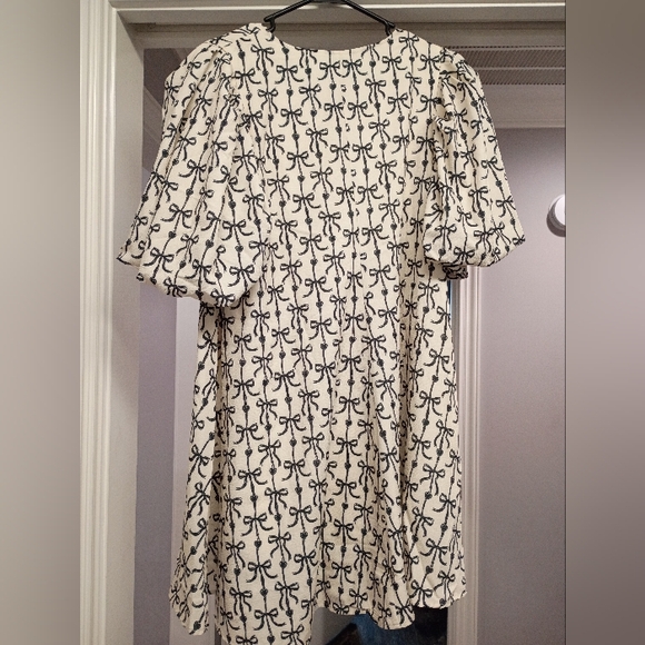 Simply Southern Black and White Bow Mini Dress Women's Size Small New - Picture 7 of 7